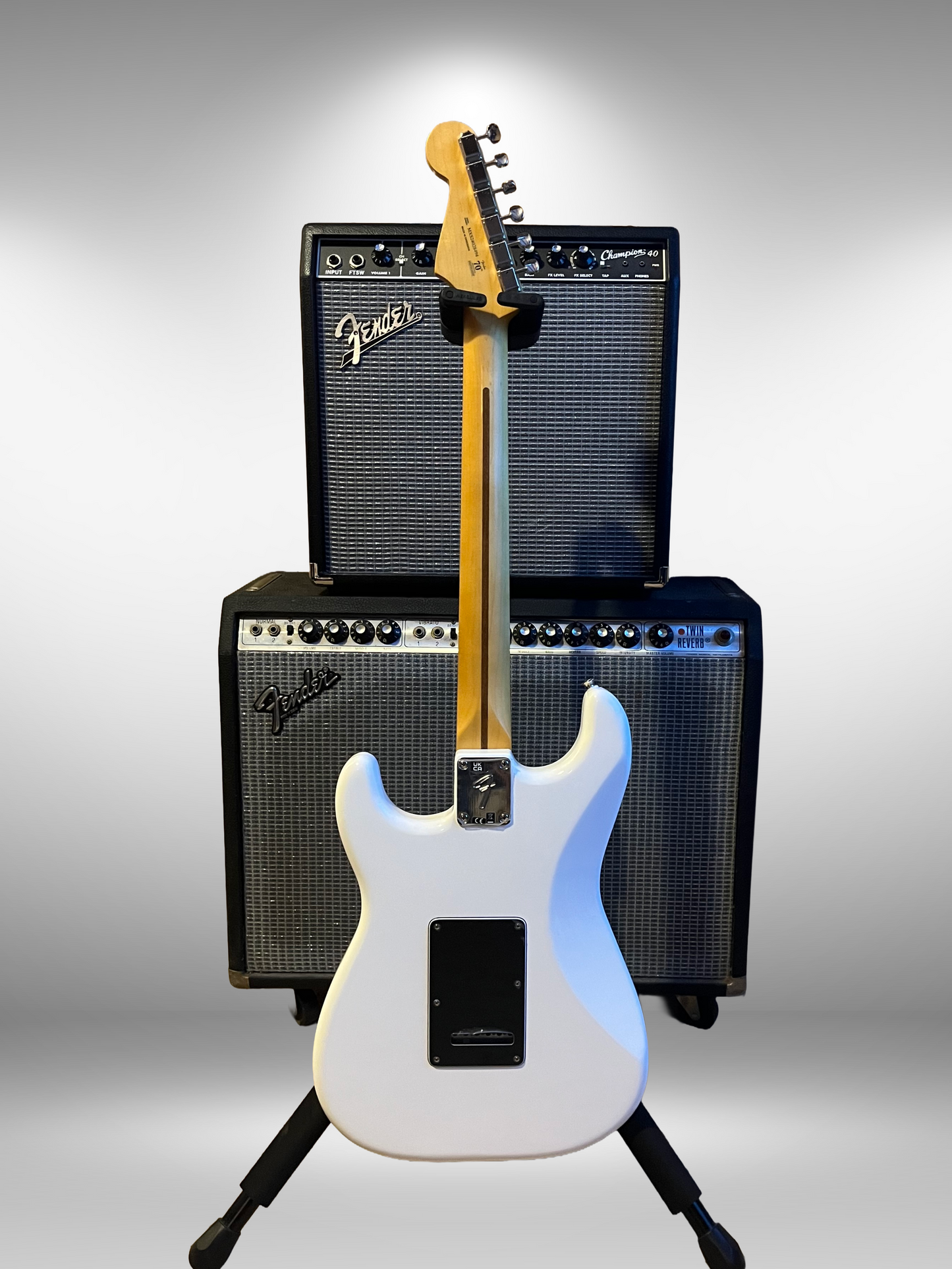 Fender Player II Stratocaster SSS, Rosewood Fingerboard, Polar White (2024) Used