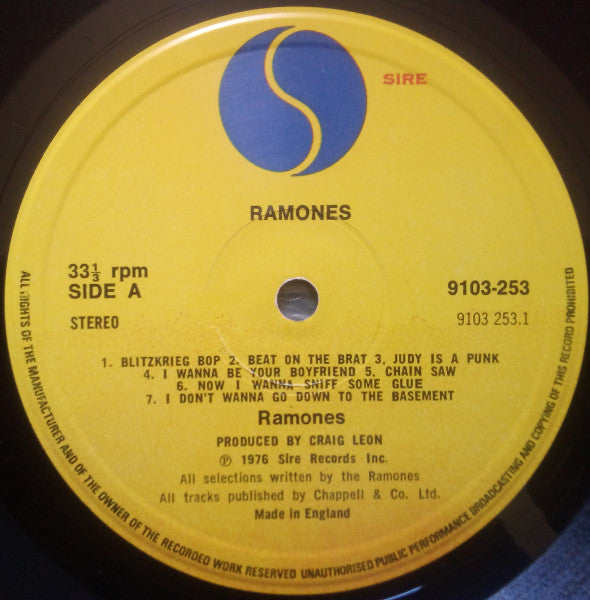 Ramones – Ramones - Vinyl LP, Album, Stereo, UK 1976 (USED VG)
