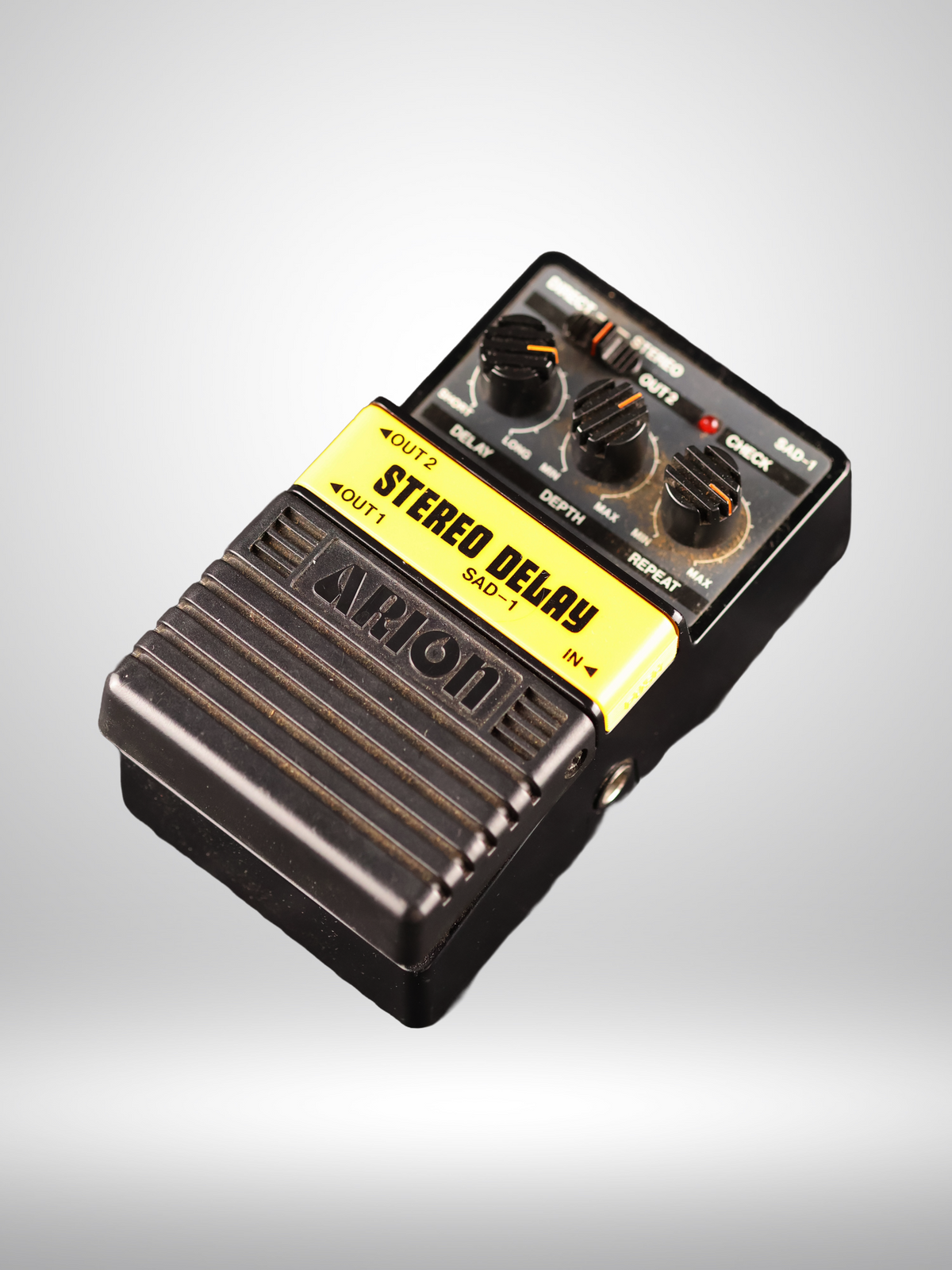 Arion SAD-1 Stereo Analog Delay Pedal, Used