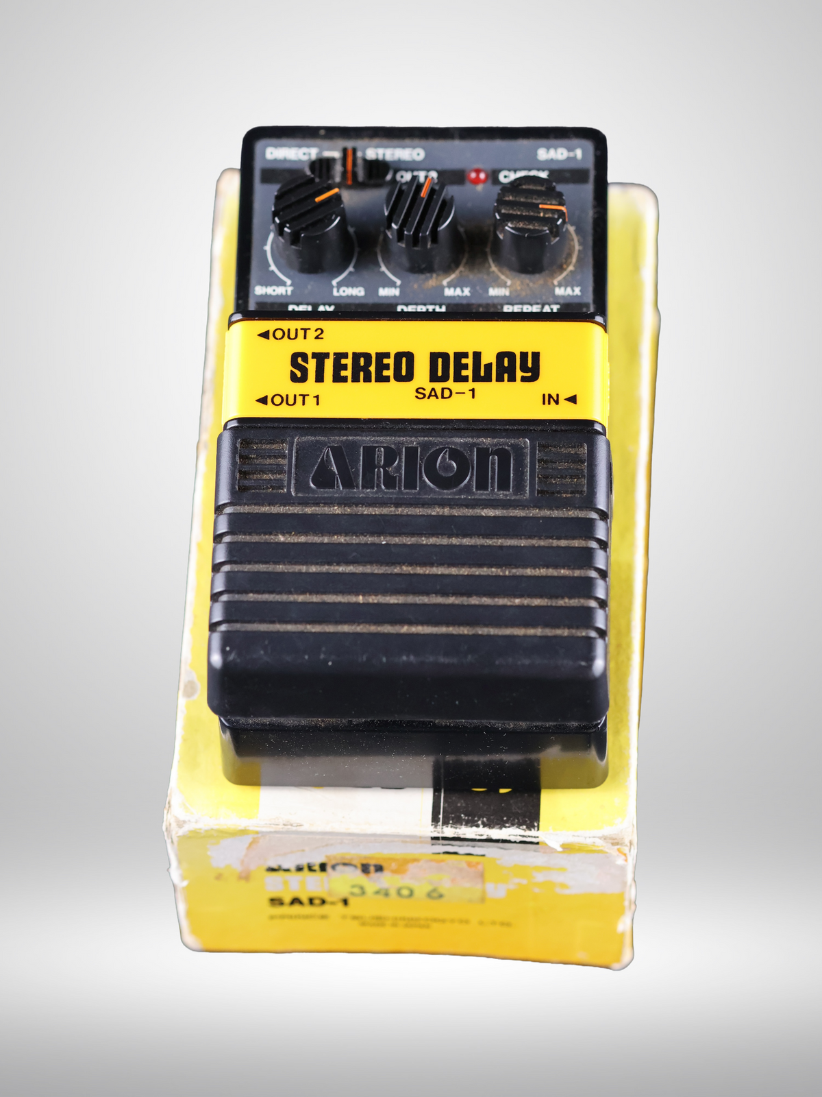 Arion SAD-1 Stereo Analog Delay Pedal, Used