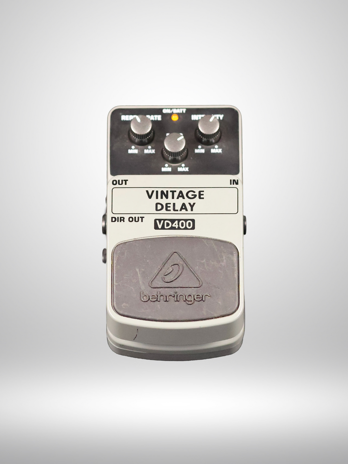 Behringer VD400 Vintage Delay Pedal, Used