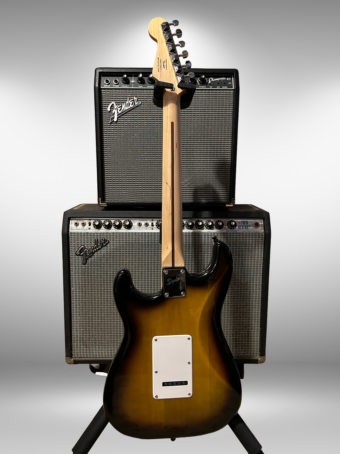 Squier Stratocaster SSS, 2-Colour Sunburst (2016) Used