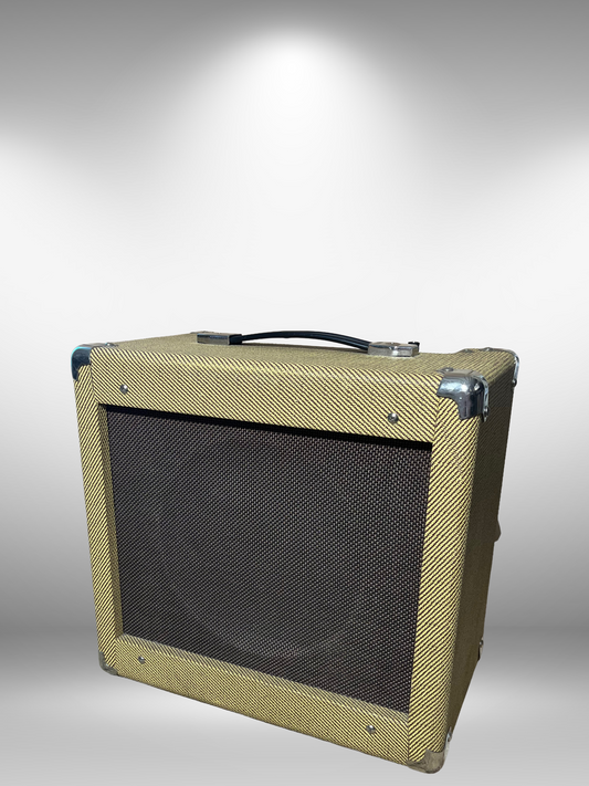 Sub Zero V35RG Tweed Electric Guitar Amplifier, Used