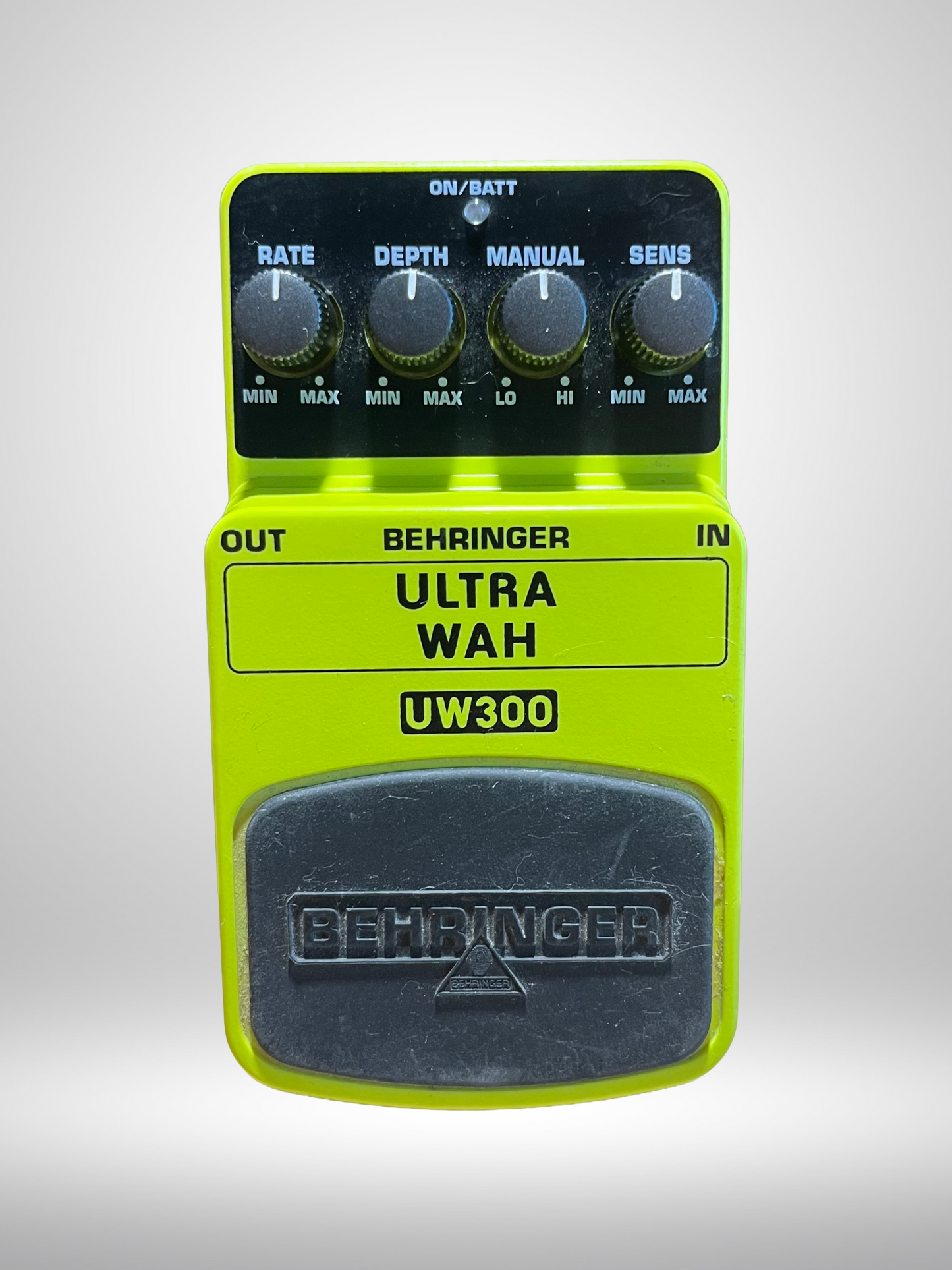 Behringer UW300 Ultra Wah Pedal, Used